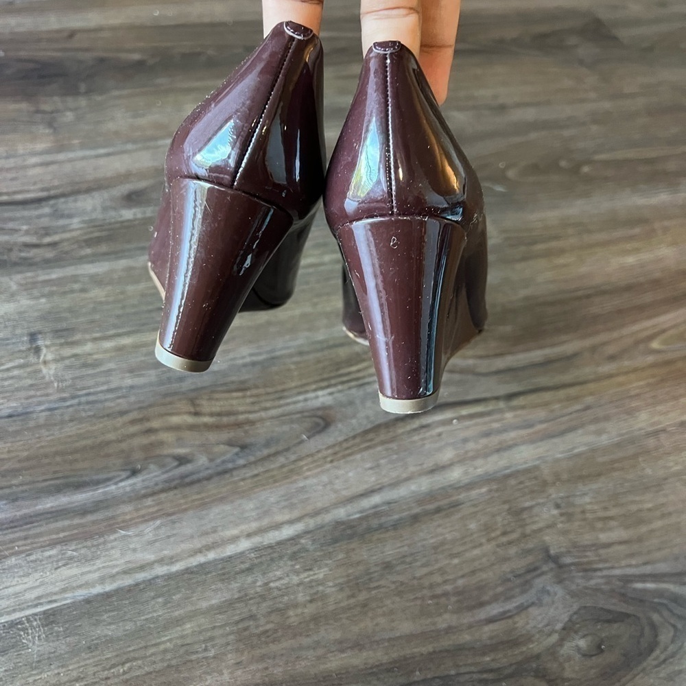 J. Crew Sylvia Nude Patent Leather Wedges Nude Size 6 - Picture 2 of 7